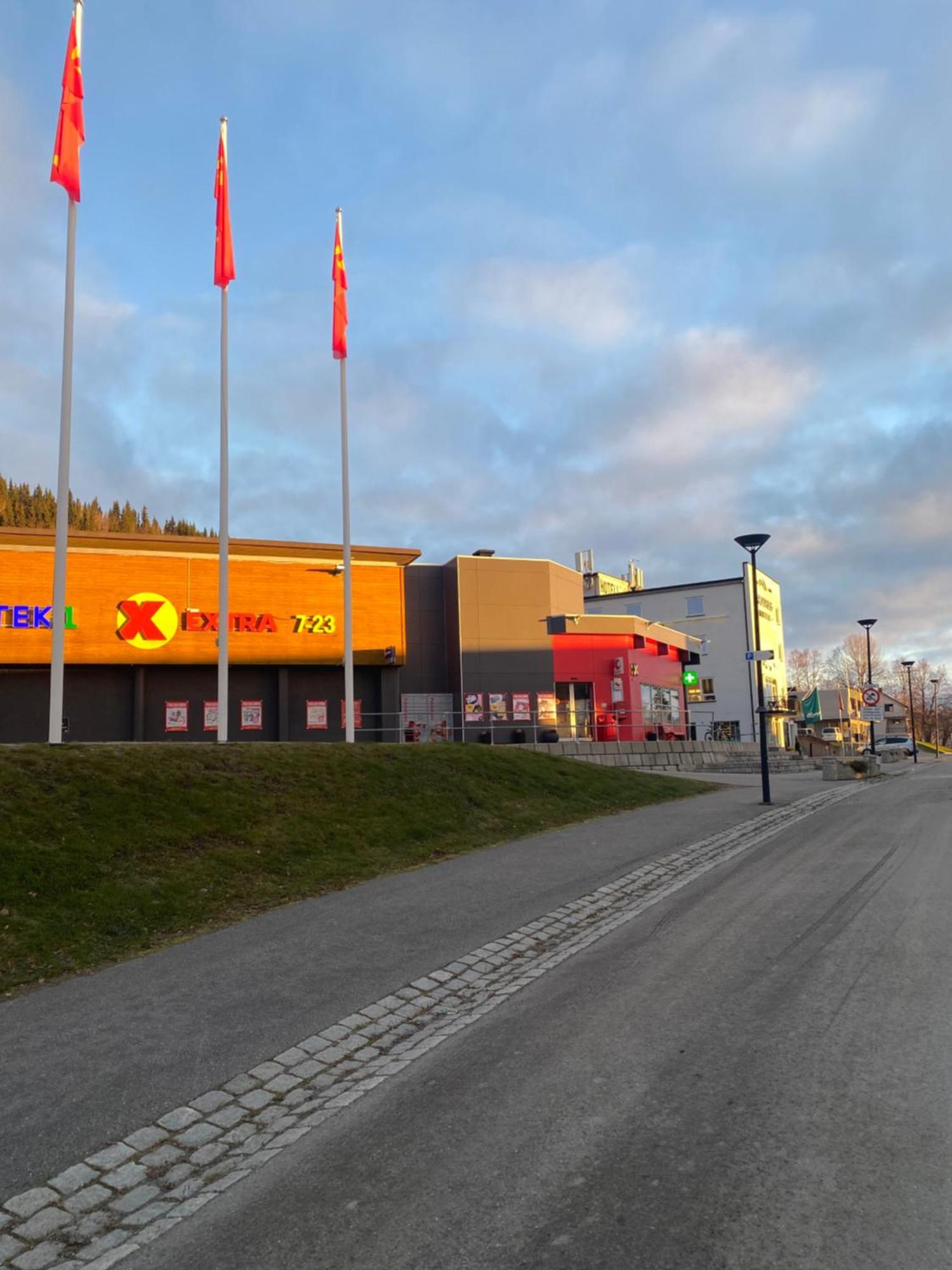 Bardufoss Hotell Ngoại thất bức ảnh
